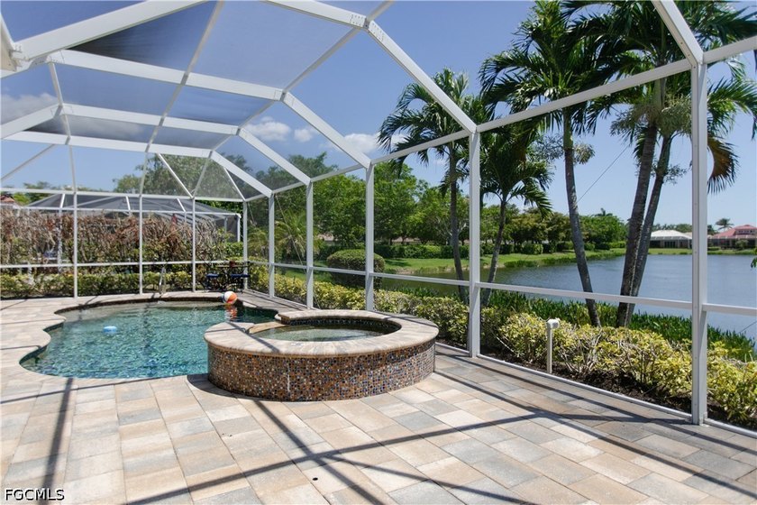 *MOTIVATED SELLER* This ESTATE-SIZE LAKEFRONT HOME with - photo 3