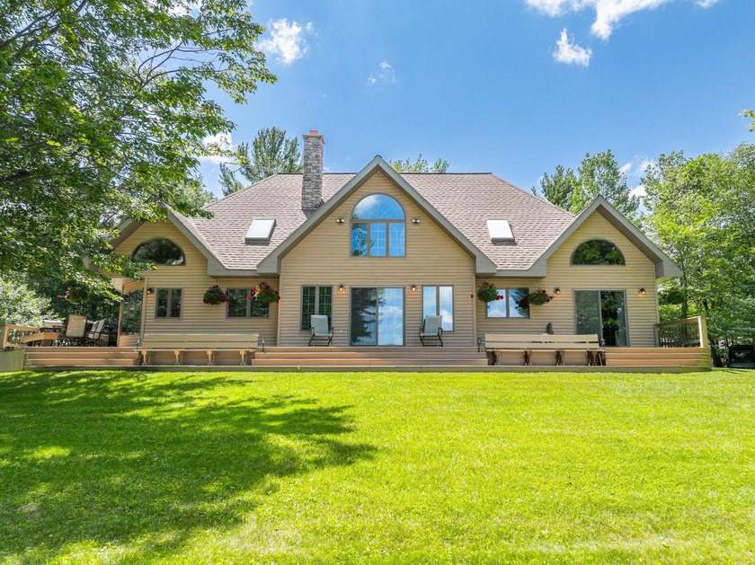 Once in a lifetime, a Northwoods estate offering an - photo 3