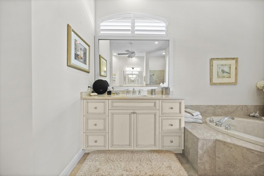 Impeccably maintained, this beautifully renovated home offers - photo 35