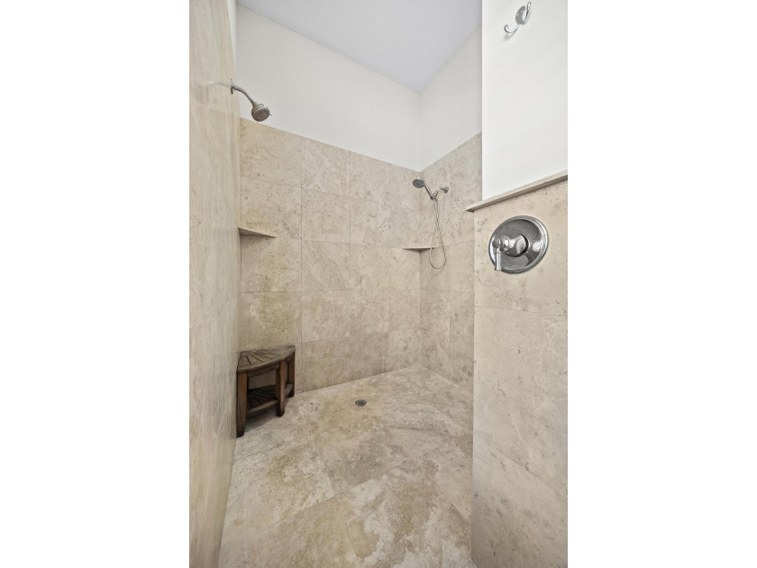 Impeccably maintained, this beautifully renovated home offers - photo 36