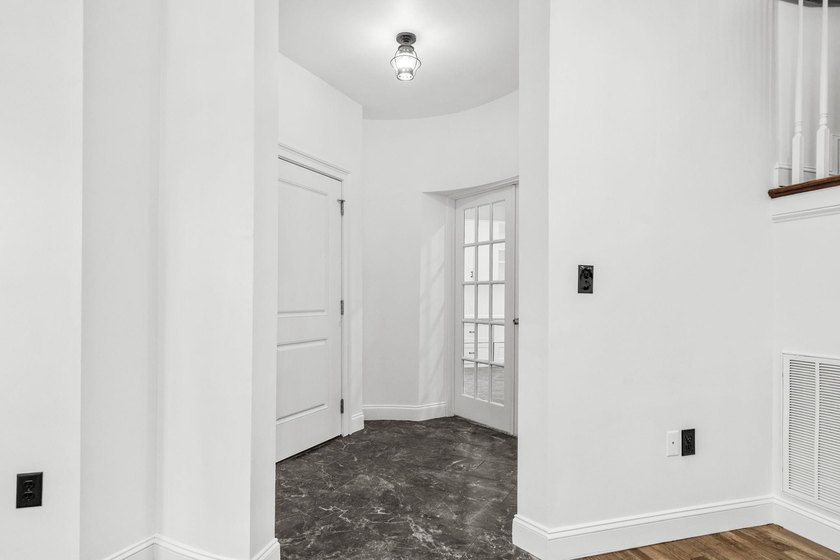 Welcome to luxury lakefront living in the highly desirable - photo 6
