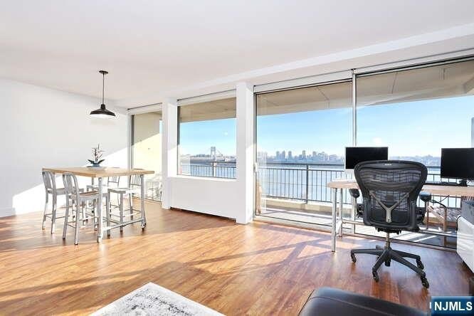 Welcome to an exceptional one bedroom, one full bath duplex - photo 10
