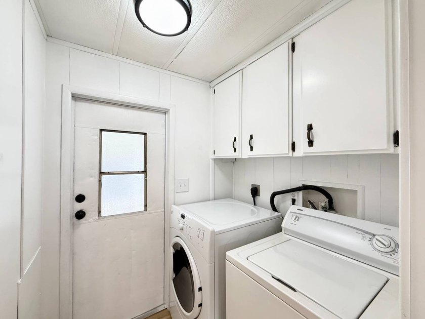 Discover exceptional value and modern comfort in this - photo 16