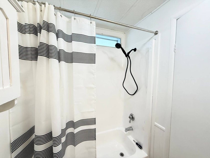 Discover exceptional value and modern comfort in this - photo 18