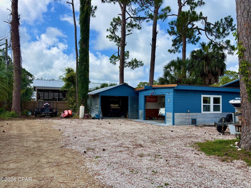 Welcome to 2001 Palm Boulevard, where coastal convenience meets - photo 34