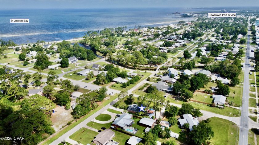 Welcome to 2001 Palm Boulevard, where coastal convenience meets - photo 38