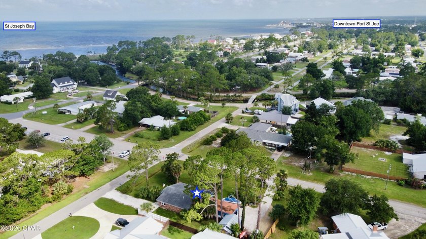 Welcome to 2001 Palm Boulevard, where coastal convenience meets - photo 39