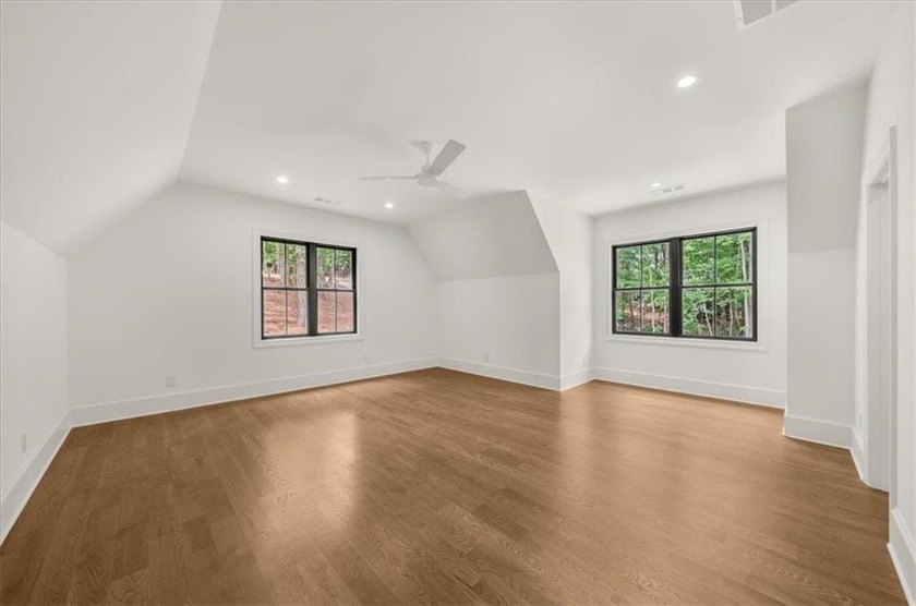 MOVE-IN-READY NEW CONSTRUCTION HOME ON 1.34 ACRES by 74 Luxury - photo 43