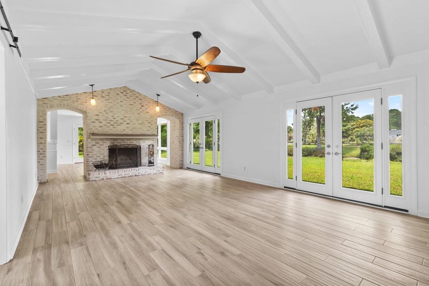 THIS ONE STORY LOVELY HOME IS LOCATED ON 63RD AVENUE NORTH ON - photo 10