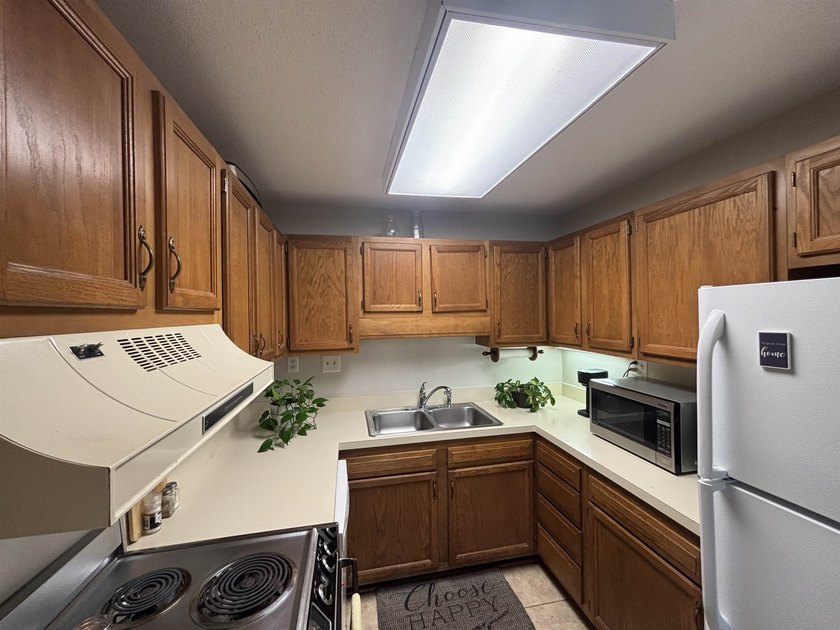 Covenant Towers is a 55 and older fantastic Retirement Community - photo 5