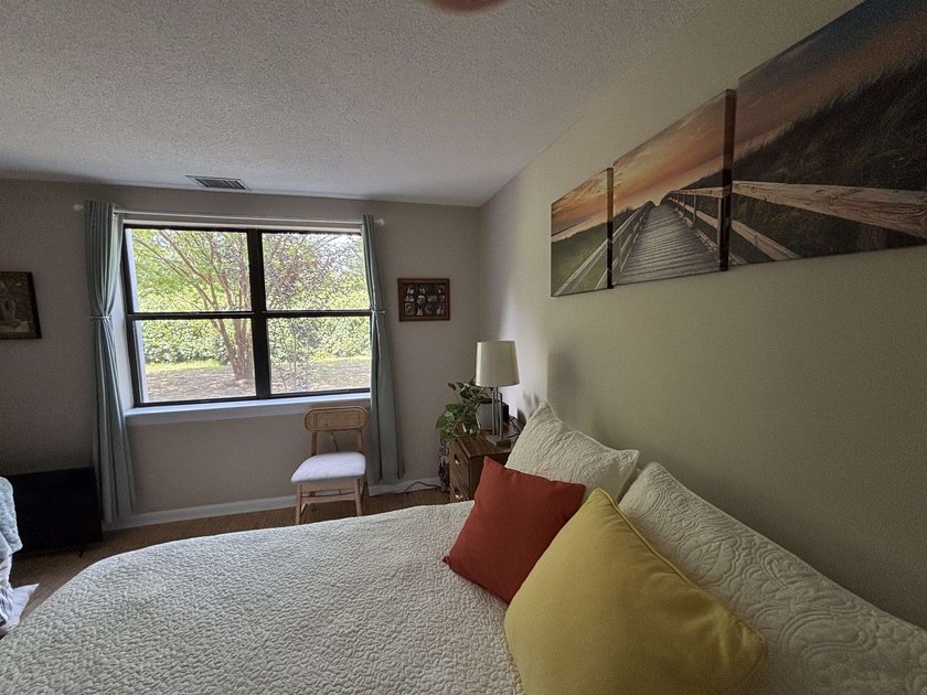 Covenant Towers is a 55 and older fantastic Retirement Community - photo 9