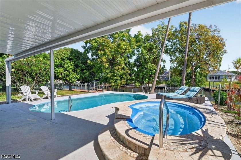Live the Waterfront Lifestyle - or Let It Pay for Itself! - photo 5