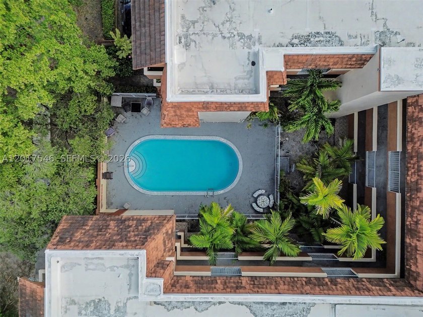 Welcome to this Spacious 2-bedroom, 2-bath condo in the heart of - photo 4