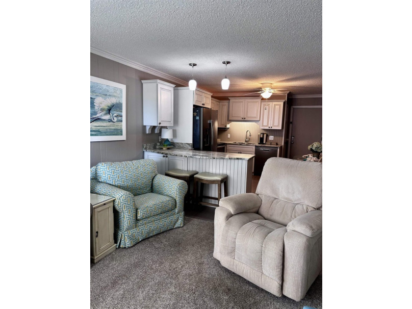 This is the condo that you've been waiting for! Beautifully - photo 5