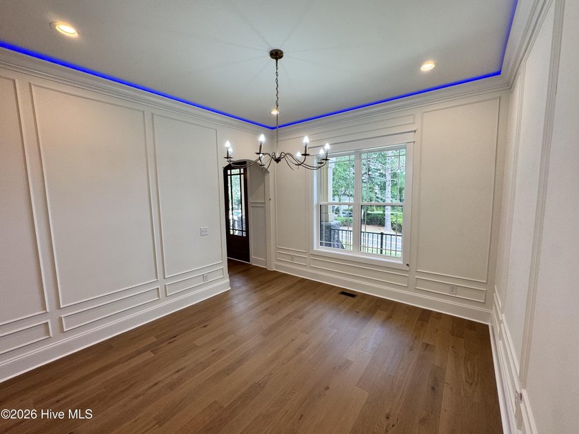 Stunning 4,052 Sf 2-story home with exceptional features inside - photo 6
