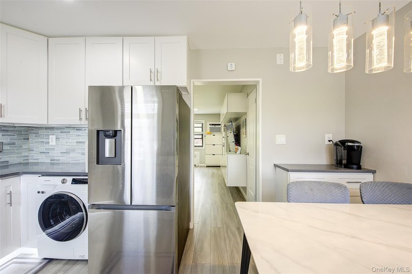 Welcome to this beautifully updated home featuring a 2-bedroom - photo 9
