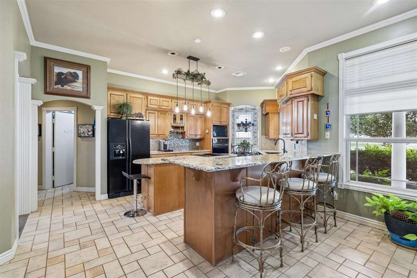 Beautiful custom built, one owner home on 150 acres with - photo 20