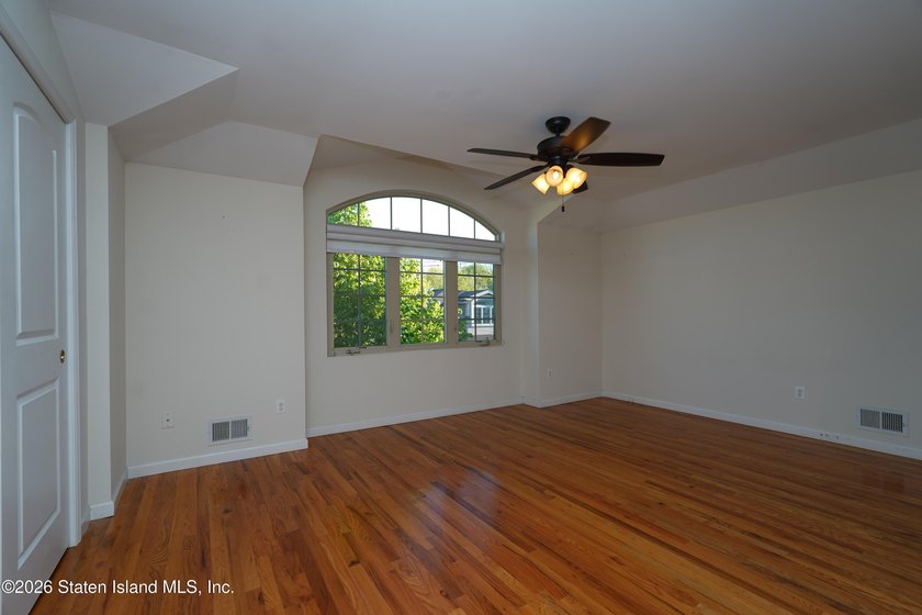 RE-SALE HOMES HAD NO TRANSFER TAX AS NEW CONSTRUCTION MAKES THE - photo 26