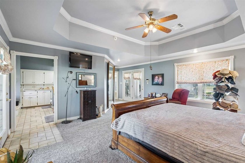 Beautiful custom built, one owner home on 150 acres with - photo 32