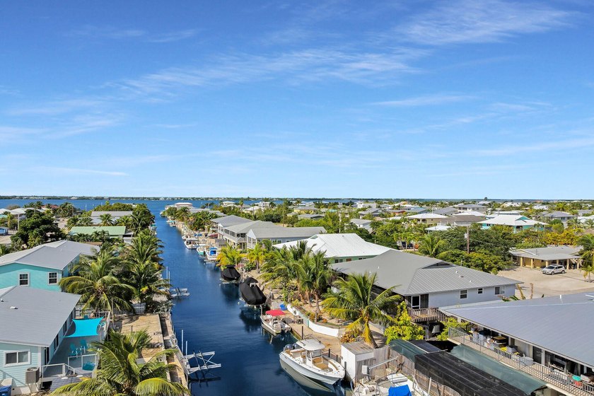 Discover an outstanding opportunity in Big Pine Key with this - photo 2