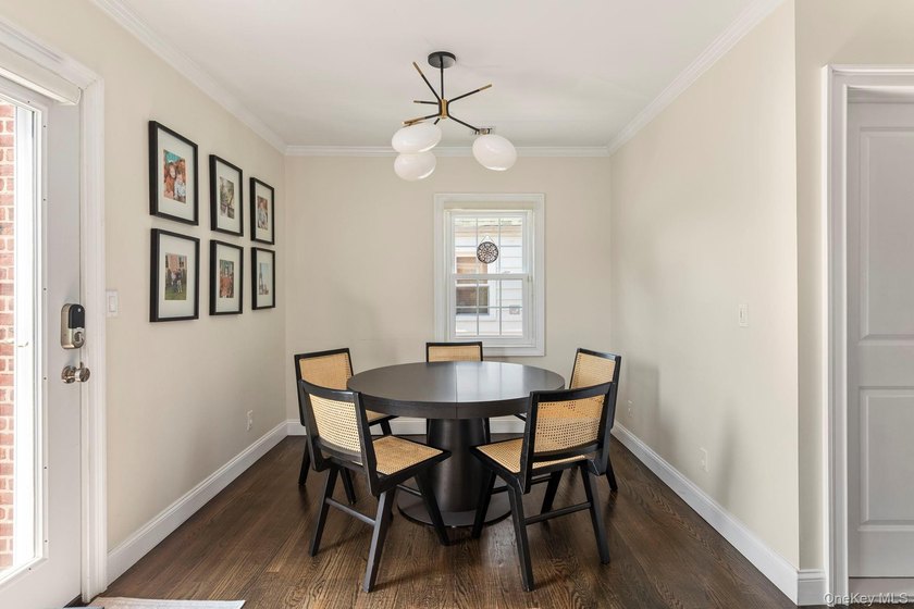 Welcome To 80 Central Boulevard, Merrick - A Beautifully - photo 12