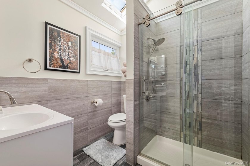 Welcome To 80 Central Boulevard, Merrick - A Beautifully - photo 20