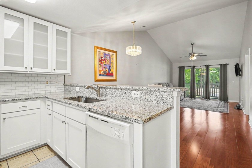 This beautifully maintained second-floor 2-bedroom, 2-bath condo - photo 9