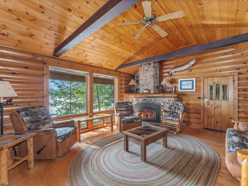 Here's your chance to own a part of Minocqua Chain history - photo 8