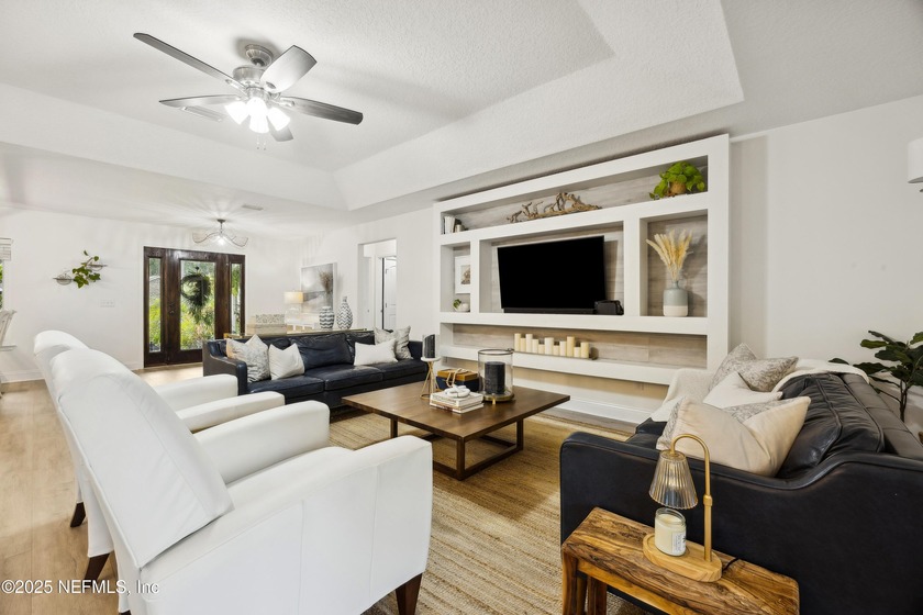 Enjoy peaceful living in this modern 4BR/3BA farmhouse on nearly - photo 10
