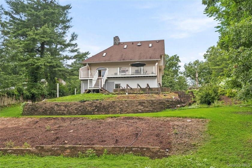 Welcome to 37 Rumsey Road, a one-of-a-kind custom home nestled - photo 41