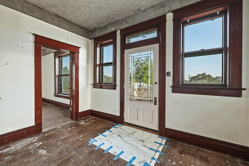 Historic Downtown Investment Opportunity showcasing timeless - photo 43