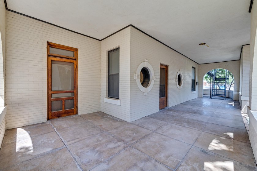 Historic Downtown Investment Opportunity showcasing timeless - photo 50