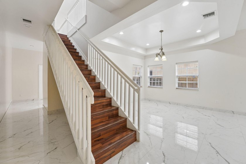 Welcome to your stunning home in the highly coveted Tarpon River - photo 9