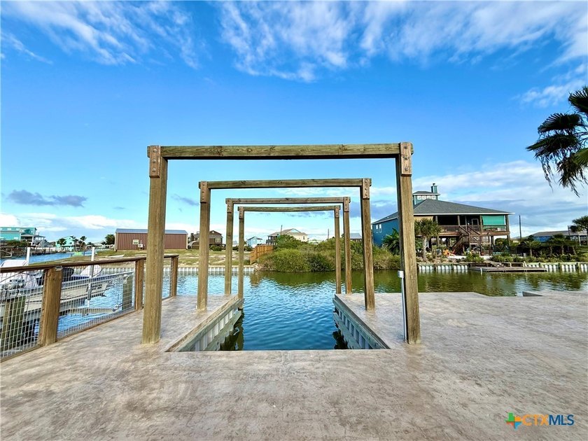 Come take a look at this incredible 0.21-acre waterfront lot - photo 8