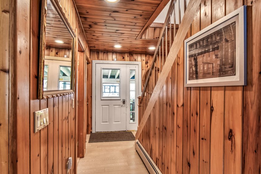 PRIVATE LAKEFRONT HOME. Welcome to your serene 8-acre hideaway - photo 35