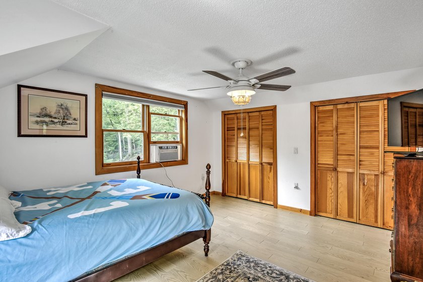 PRIVATE LAKEFRONT HOME. Welcome to your serene 8-acre hideaway - photo 41