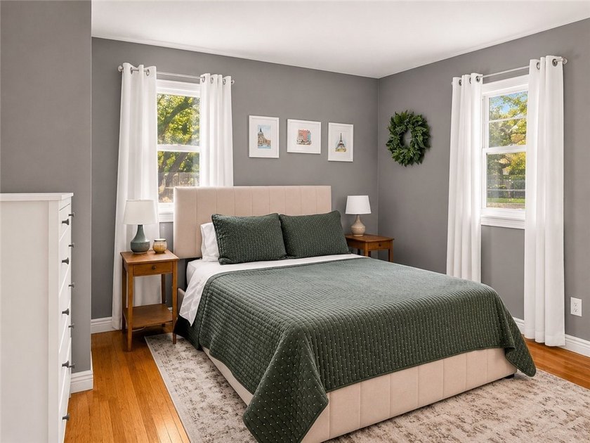 Welcome to 17 Fenton Rd! 4 bedrooms on a picturesque lot, room - photo 26
