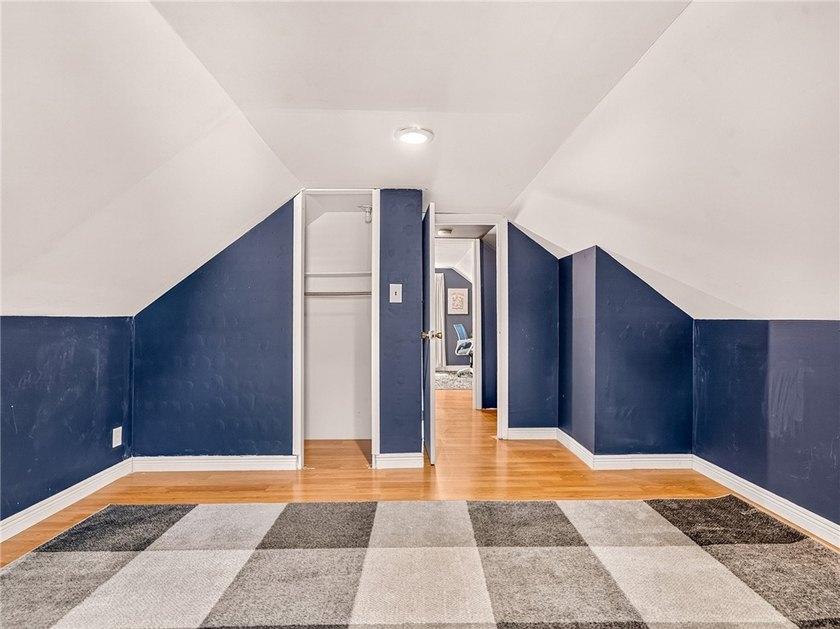 Welcome to 17 Fenton Rd! 4 bedrooms on a picturesque lot, room - photo 32