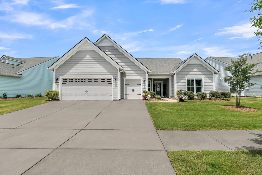 Is this a model home?! STUNNING Dunwoody Way featuring 3 - photo 6