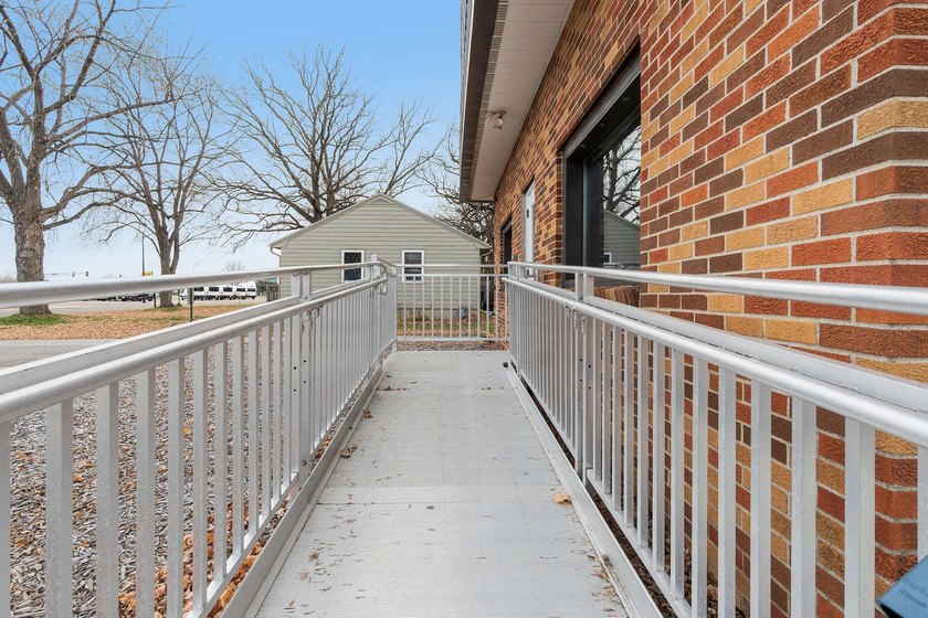 Set your business in the heart of Alexandria, MN, where - photo 6