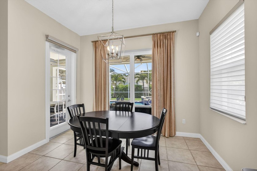 Welcome to this exquisitely maintained and undeniably charming - photo 26