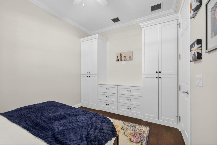 Welcome to this exquisitely maintained and undeniably charming - photo 37