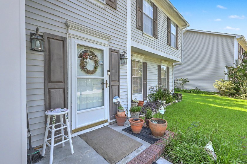 Welcome to this spacious 3-bedroom, 2.5-bath home in the - photo 4