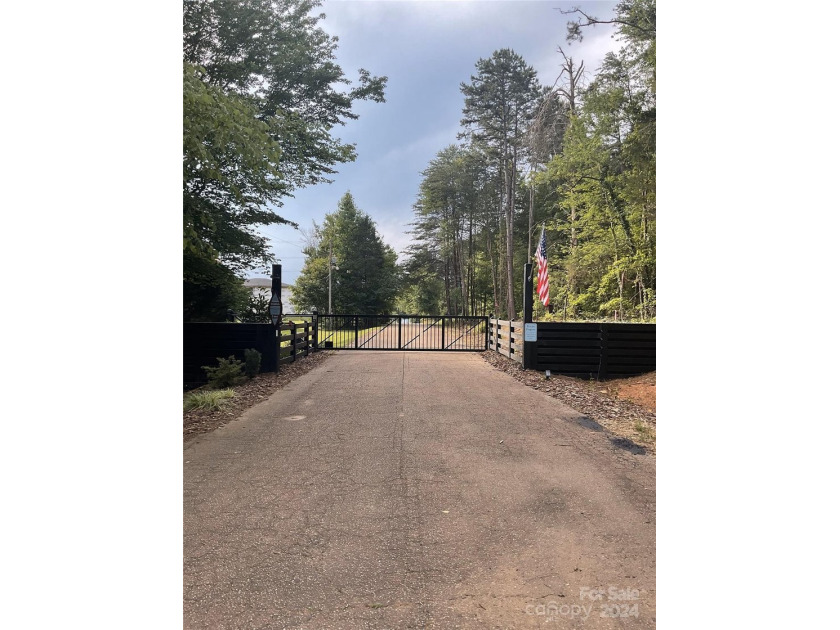 New offering of gated access waterfront cove lot on Lake Norman - photo 3
