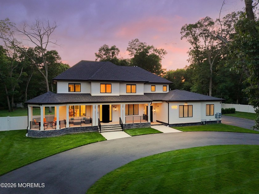 An extraordinary custom-built estate where luxury, craftsmanship - photo 5