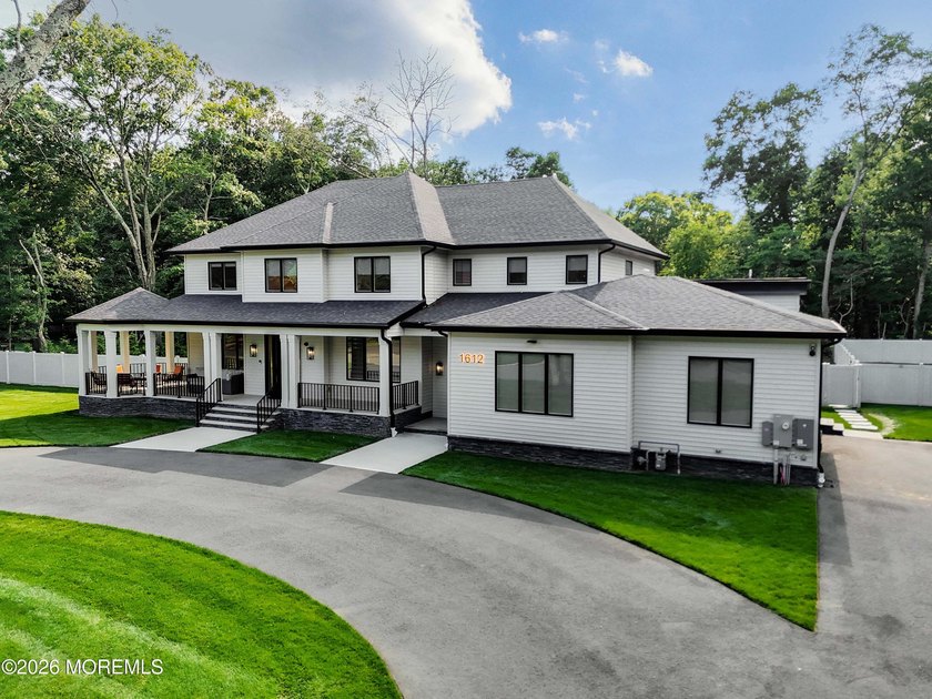 An extraordinary custom-built estate where luxury, craftsmanship - photo 6