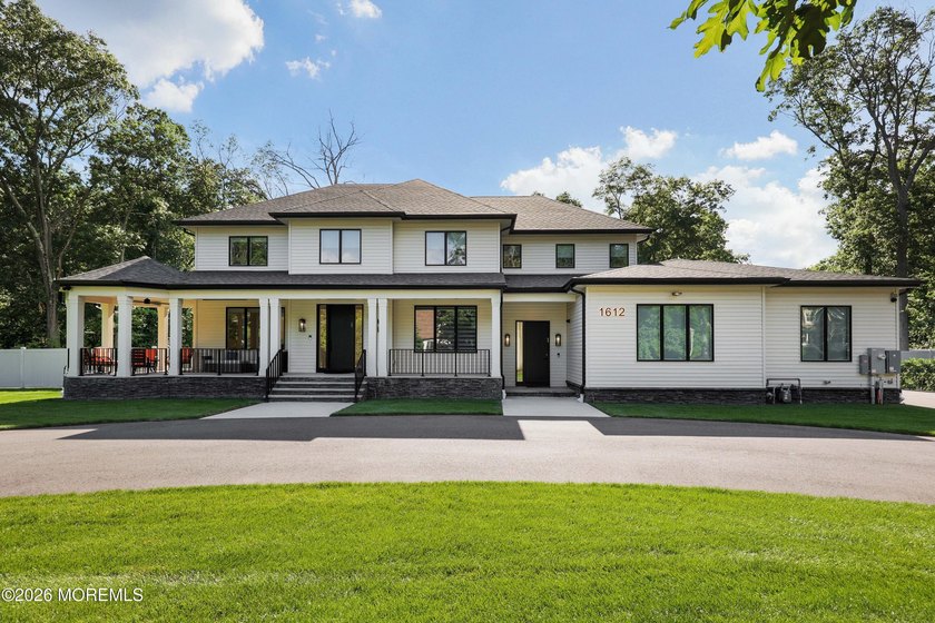 An extraordinary custom-built estate where luxury, craftsmanship - photo 7