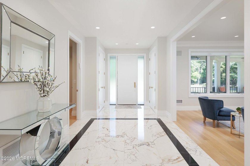 An extraordinary custom-built estate where luxury, craftsmanship - photo 9