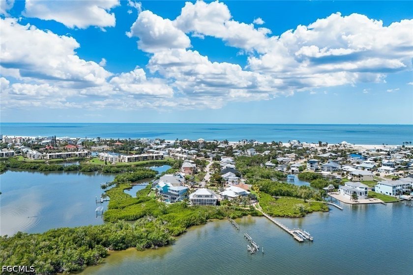 Rare Bayfront Duplex Opportunity on Fort Myers Beach Stunning - photo 5