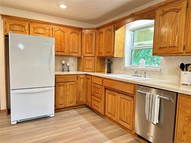 Beautiful lake property on 2 acres in a prime location near - photo 10